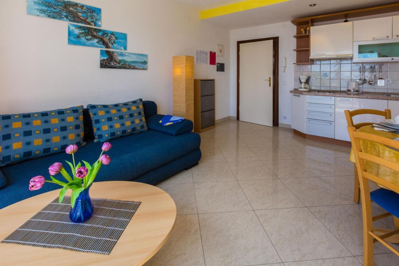 Apartments Vanessa Dramalj Ngoại thất bức ảnh