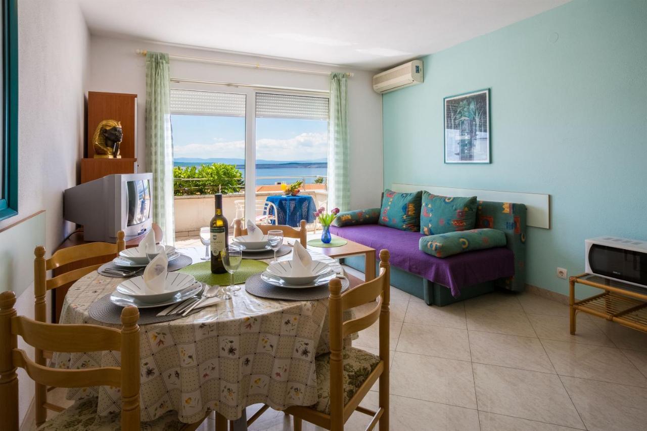 Apartments Vanessa Dramalj Ngoại thất bức ảnh