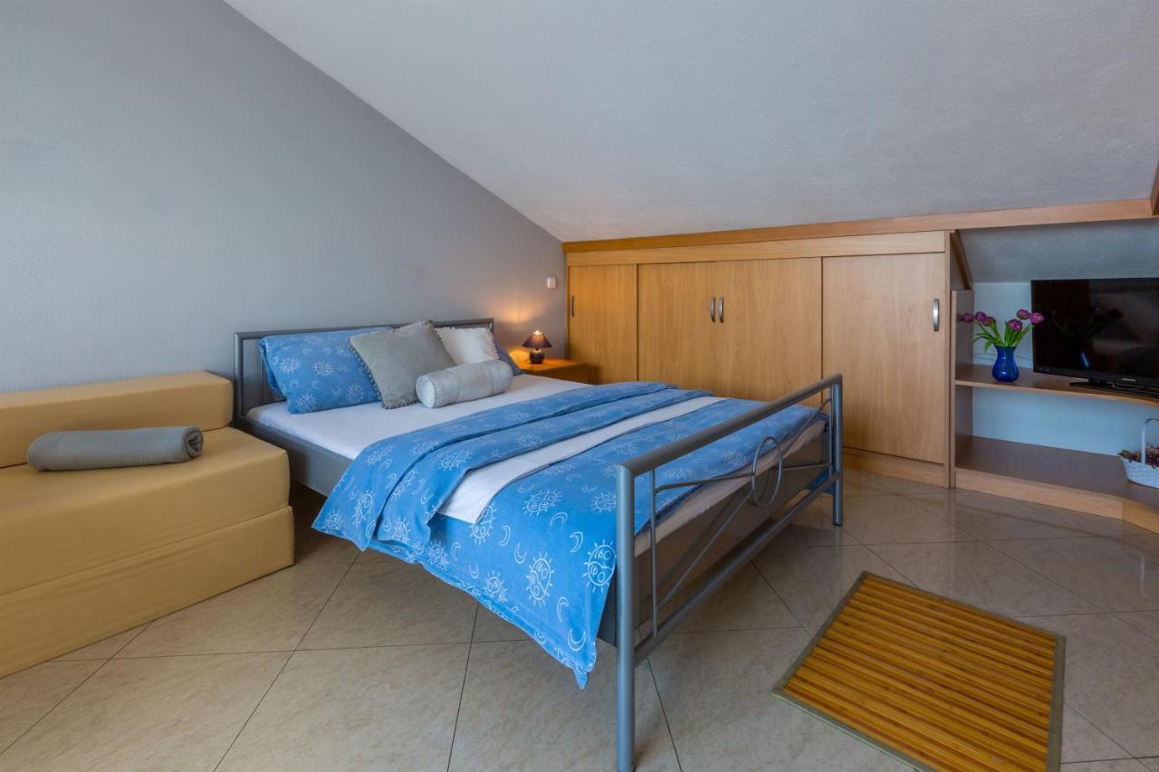 Apartments Vanessa Dramalj Ngoại thất bức ảnh