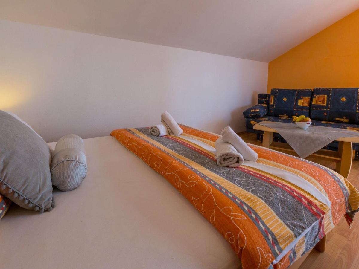 Apartments Vanessa Dramalj Ngoại thất bức ảnh