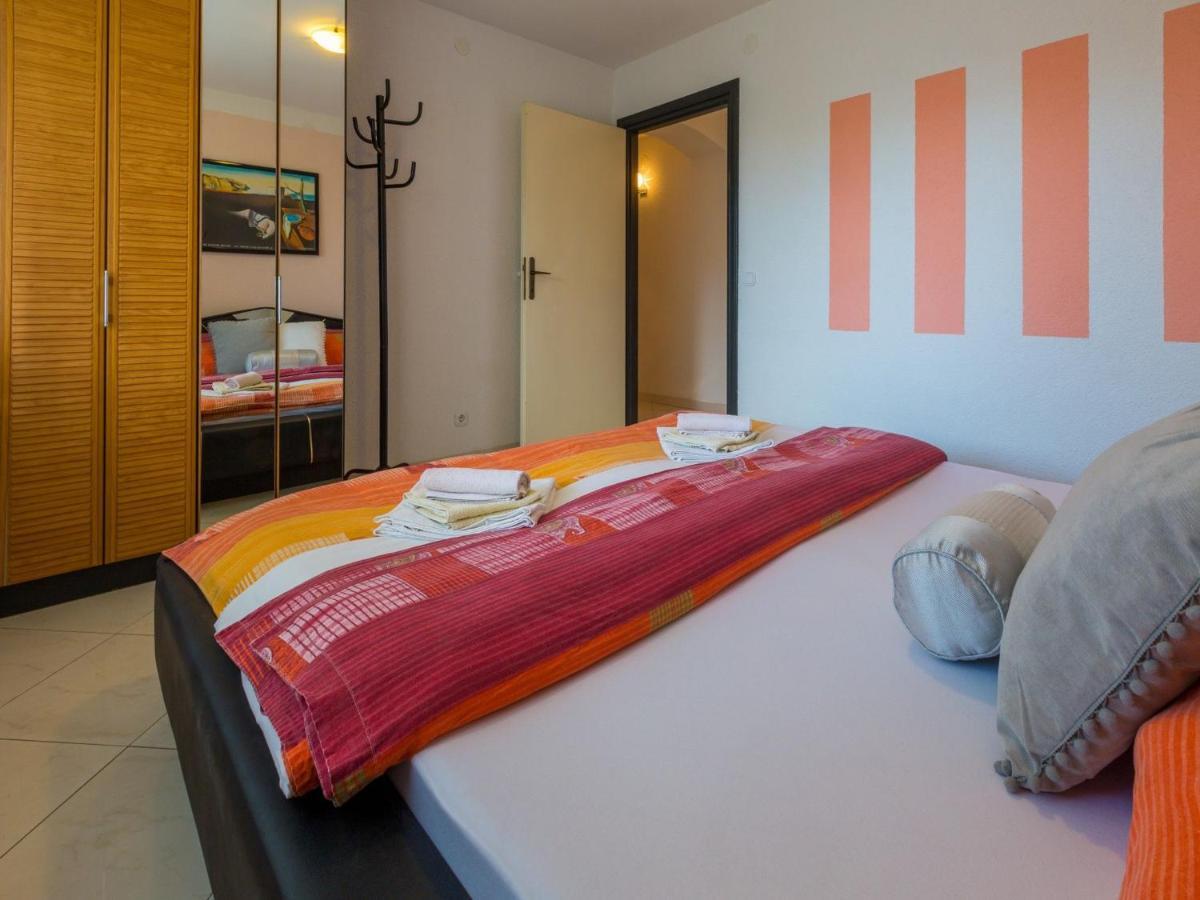 Apartments Vanessa Dramalj Ngoại thất bức ảnh