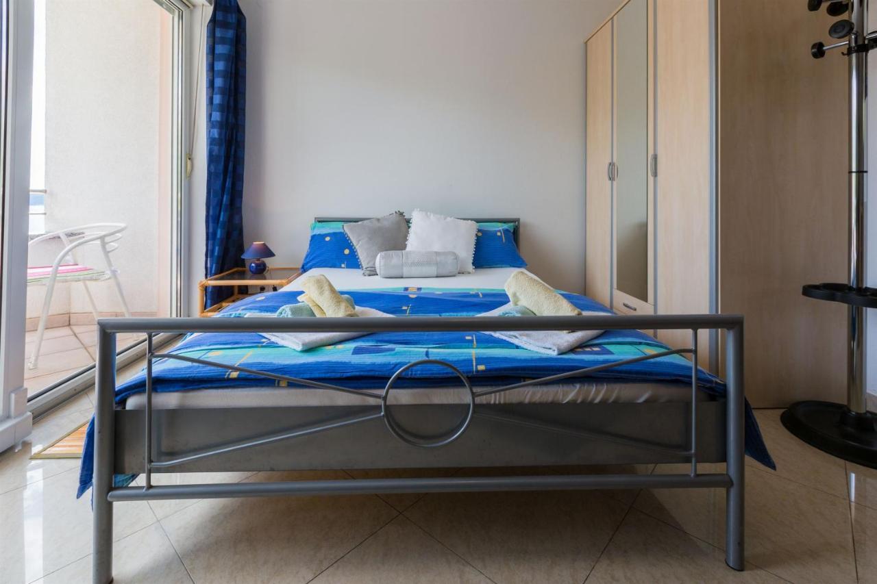 Apartments Vanessa Dramalj Ngoại thất bức ảnh