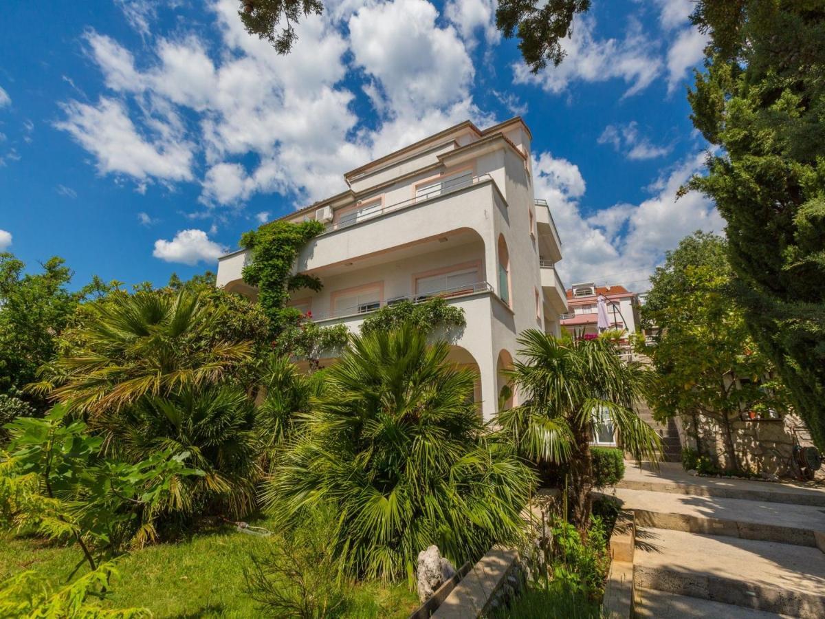 Apartments Vanessa Dramalj Ngoại thất bức ảnh