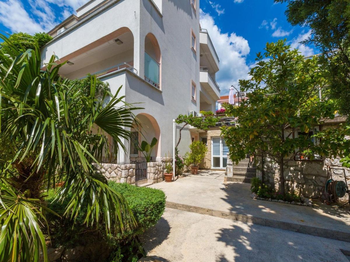 Apartments Vanessa Dramalj Ngoại thất bức ảnh